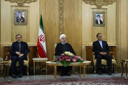 48 1 - گسترش روابط با کشورهای اتحادیه اروپا از سیاستهای تهران است