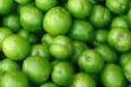 سبز e1494324247193 - خواص درمانی گوجه‌ سبز یکی از میوه‌های فصل بهار!
