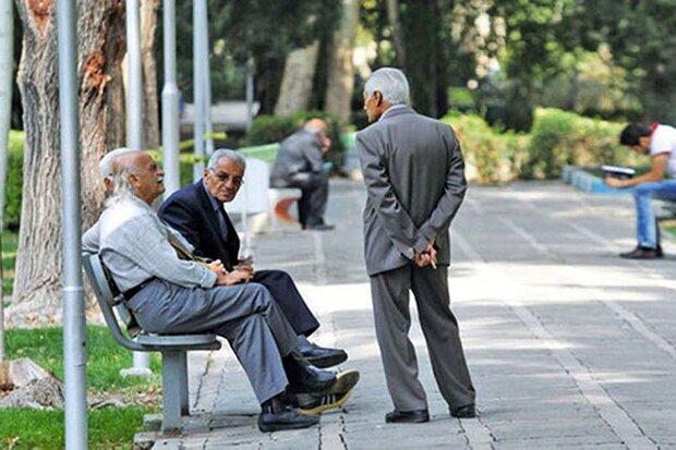 5781663 - بازنشستگان در اردیبهشت منتظر افزایش حقوق جدید باشند؟