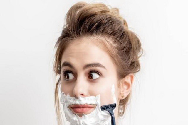 d 4416 - آیا زنان هم می توانند صورتشان را بتراشند؟