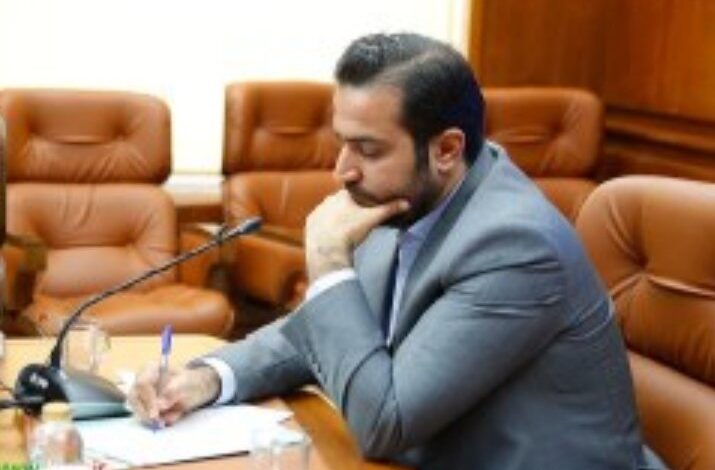 پیام تسلیت مدیر عامل سازمان منطقه آزاد کیش به مناسبت سالگرد ارتحال امام خمینی(ره) و قیام خونین ۱۵ خرداد 5862921 715x470 - پیام تسلیت مدیر عامل سازمان منطقه آزاد کیش به مناسبت سالگرد ارتحال امام خمینی(ره) و قیام خونین ۱۵ خرداد