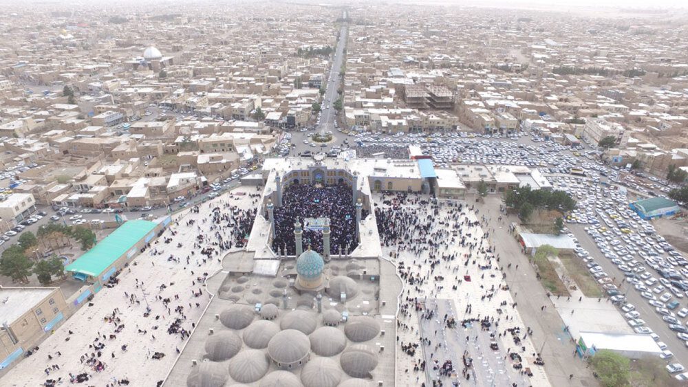 1787566 - فتح خرمشهر باعث تثبیت نظام جمهوری اسلامی در داخل و خارج از کشور شد
